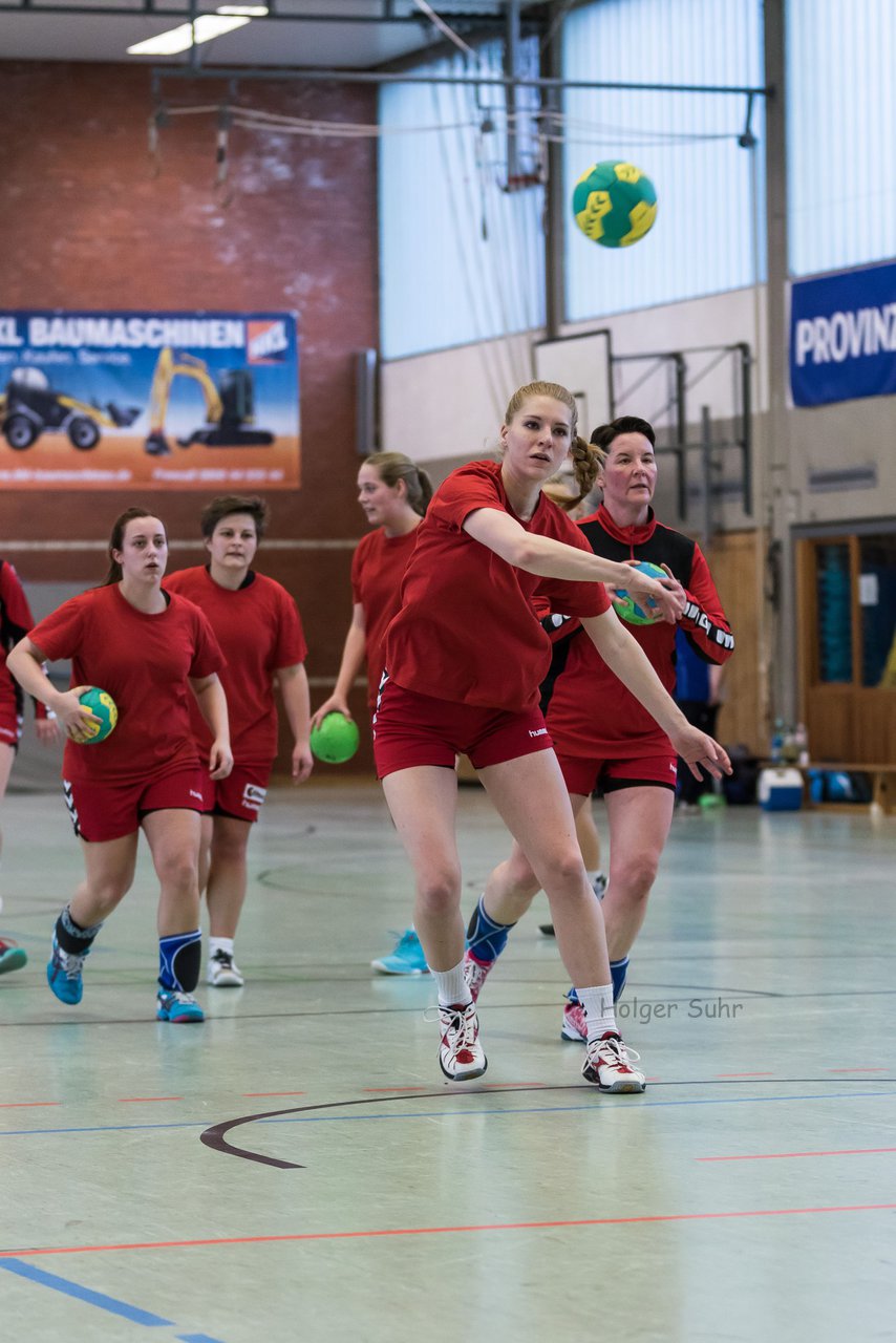 Bild 99 - Frauen Barmstedter TS - Buedelsdorfer TSV : Ergebnis: 26:12